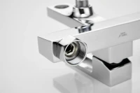 Смеситель для ванны с душем BELZ B658 B60658 хром Смеситель для ванны с душем BELZ B658 B60658 хром