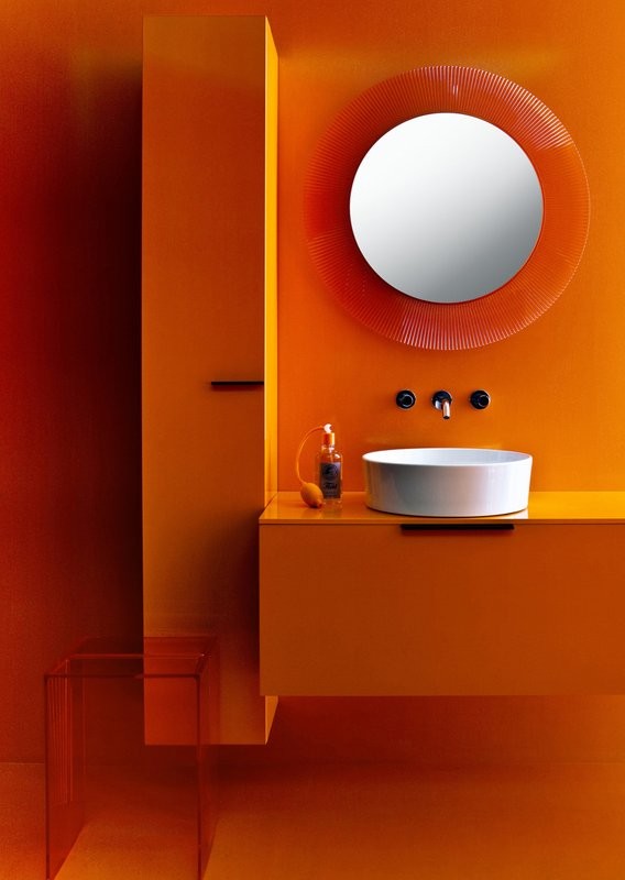 Зеркало круглое Laufen Kartell by Laufen 80 оранжевое, с подсветкой