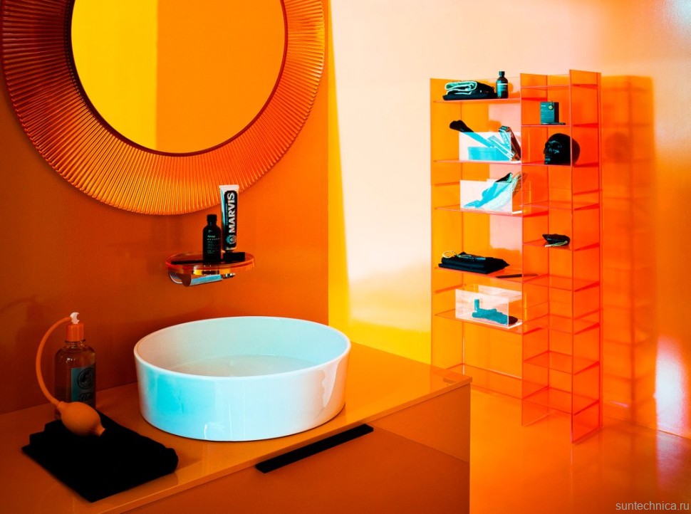 Зеркало круглое Laufen Kartell by Laufen 80 оранжевое, с подсветкой