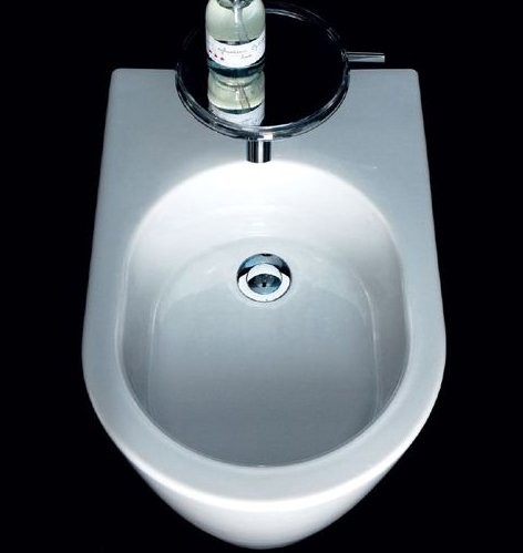 Биде подвесное Laufen Kartell by Laufen 8.3033.1.000.302.1