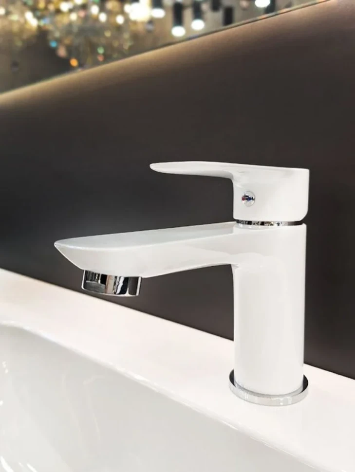 Смеситель для раковины AltroBagno Diretto 0107 Bi белый