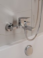 Смеситель для ванны с душем Orange Gauss M30-100cr хром Смеситель для ванны с душем Orange Gauss M30-100cr хром