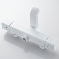 Душевая стойка Shevanik S3096C с термостатом, белый