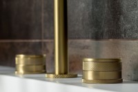 Смеситель для раковины Boheme Prestige 152-MG-PR матовое золото