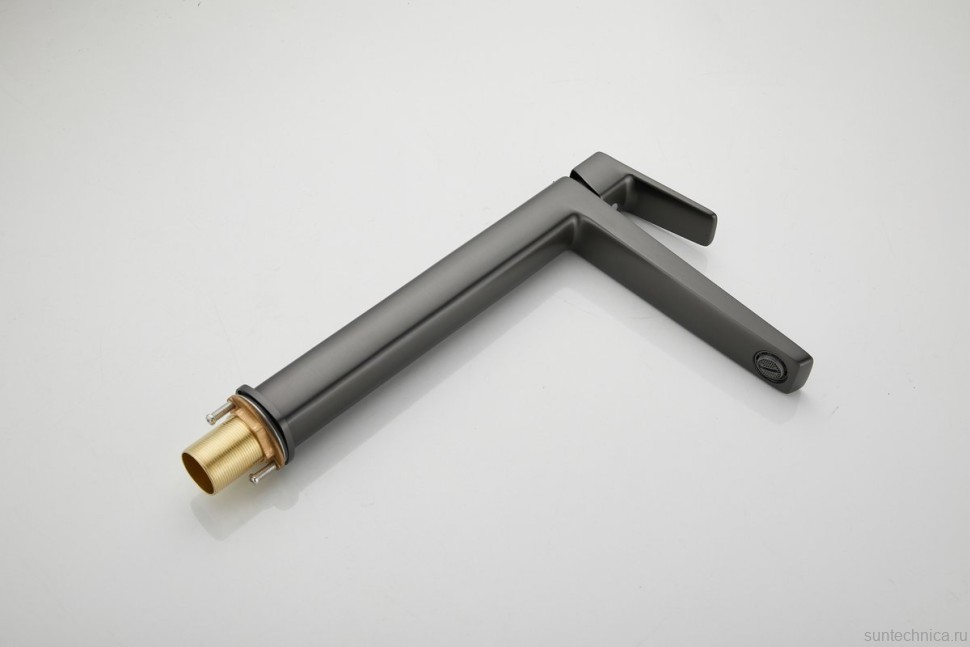 Смеситель для раковины BELZ B715 B11715-3 оружейная сталь