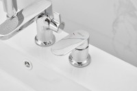 Смеситель на борт ванны BELZ B713 B66713 хром