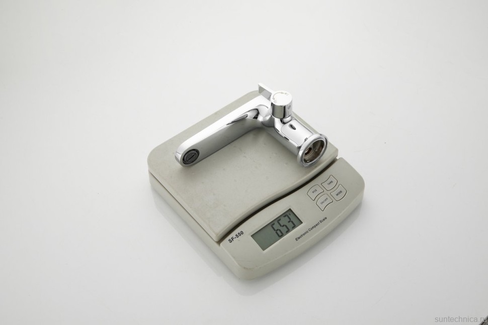 Смеситель на борт ванны BELZ B713 B66713 хром