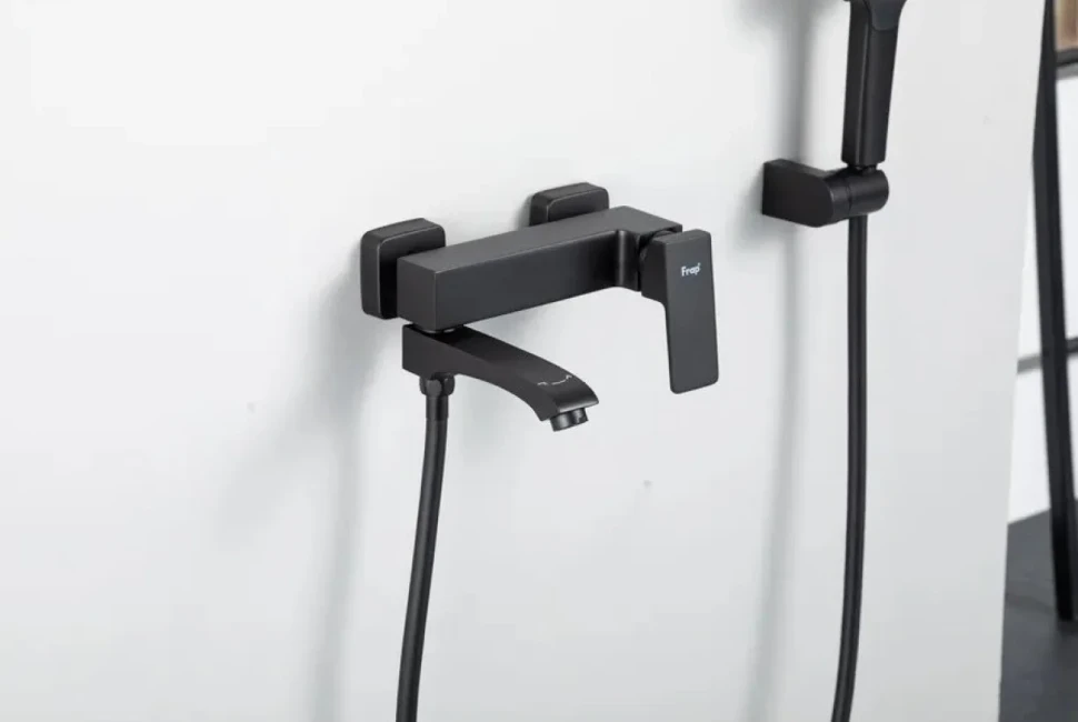 Смеситель для ванны с душем Frap H76 F3276-6 черный