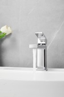 Смеситель для раковины BELZ B10613 хром