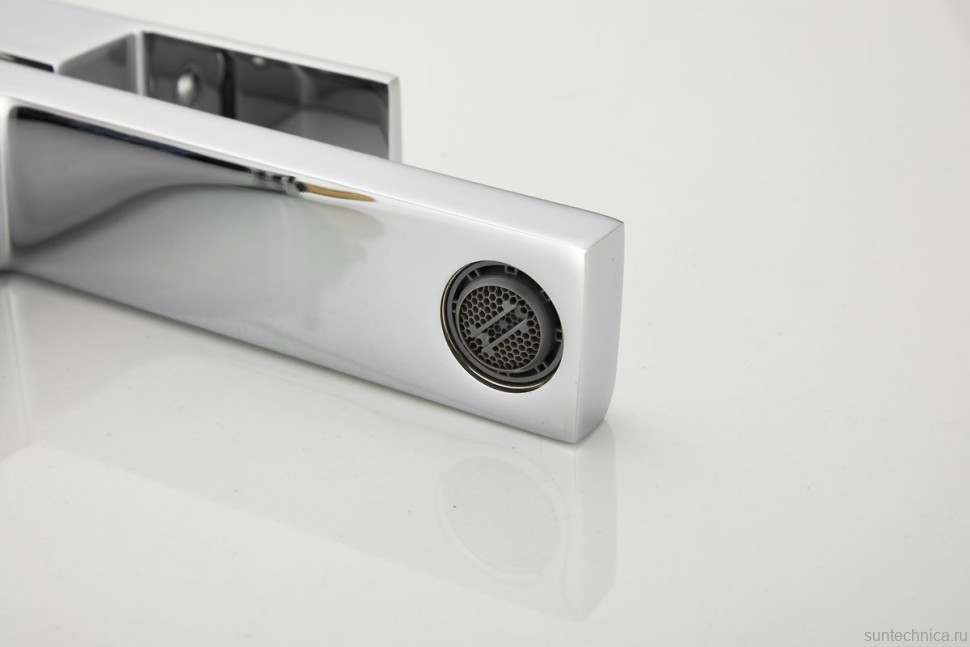 Смеситель для раковины BELZ B10613 хром