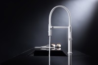 Смеситель для кухни Paulmark Leader Le214101-431, с гибким изливом, матовый белый