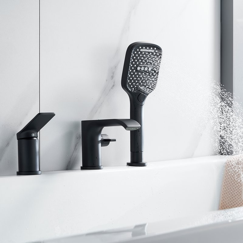 Смеситель на борт ванны Shevanik S4112H черный