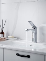 Смеситель для раковины Shevanik S4601, хром Смеситель для раковины Shevanik S4601, хром