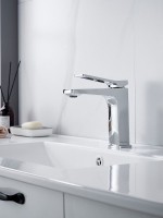 Смеситель для раковины Shevanik S4601, хром Смеситель для раковины Shevanik S4601, хром