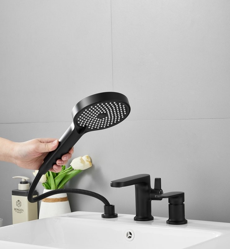 Смеситель на борт ванны BELZ B713 B66713-7 черный