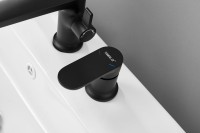 Смеситель на борт ванны BELZ B713 B66713-7 черный Смеситель на борт ванны BELZ B713 B66713-7 черный