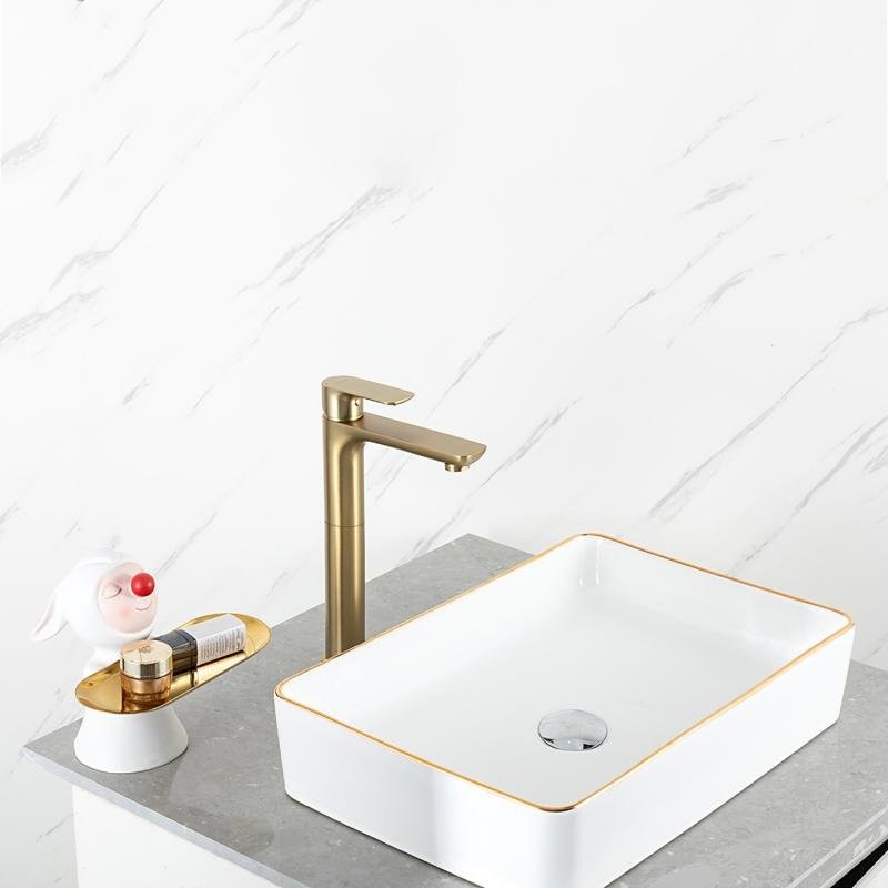 Смеситель для раковины Gappo G48-3 G1048-32 золотой сатин