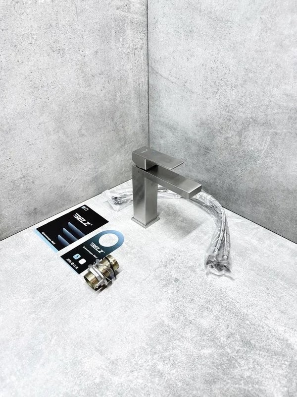 Смеситель для раковины BELZ B10817-1 сатин