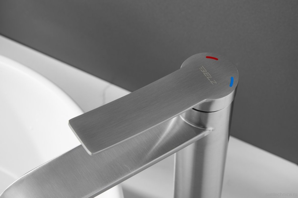 Смеситель для раковины BELZ B812 B11812-1 сатин