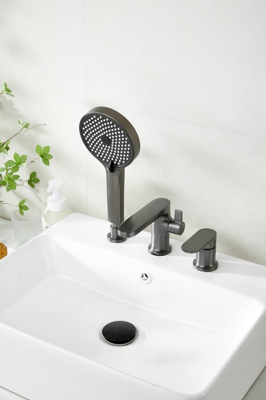 Смеситель на борт ванны BELZ B713 B66713-3 оружейная сталь