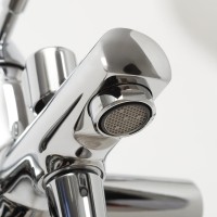 Смеситель для ванны с душем Wasserkraft Main 4101