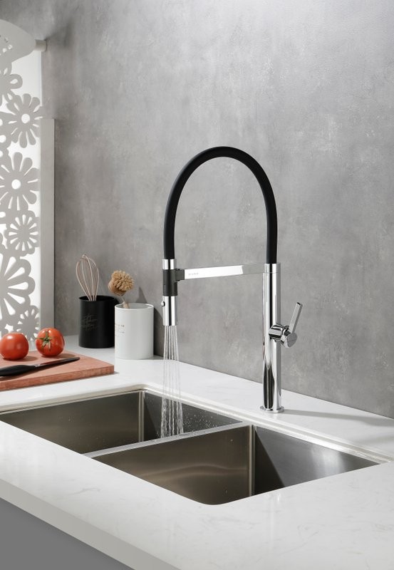 Смеситель для кухни Paulmark Leader Le214101-CR, с гибким изливом, хром