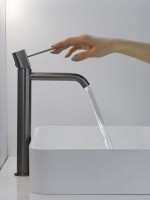 Смеситель для раковины AltroBagno Bilancia AltroBagnoBilancia010226GM оружейная сталь