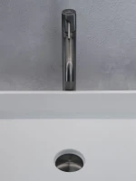 Смеситель для раковины AltroBagno Bilancia AltroBagnoBilancia010226GM оружейная сталь Смеситель для раковины AltroBagno Bilancia AltroBagnoBilancia010226GM оружейная сталь