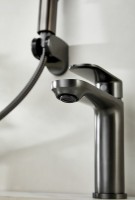 Комплект для раковины BELZ B713 B12713-3 с гигиеническим душем, оружейная сталь