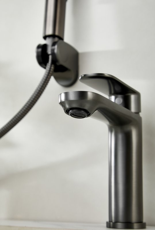 Комплект для раковины BELZ B713 B12713-3 с гигиеническим душем, оружейная сталь