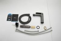 Комплект для раковины BELZ B713 B12713-3 с гигиеническим душем, оружейная сталь