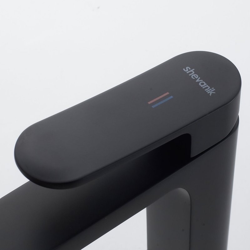 Смеситель для раковины Shevanik S4501H, черный