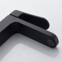 Смеситель для раковины Shevanik S4501H, черный Смеситель для раковины Shevanik S4501H, черный