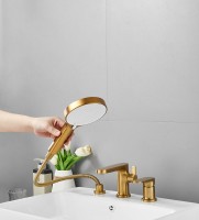 Смеситель на борт ванны BELZ B713 B66713-5 золото Смеситель на борт ванны BELZ B713 B66713-5 золото