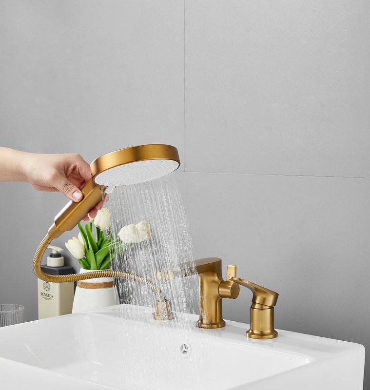 Смеситель на борт ванны BELZ B713 B66713-5 золото