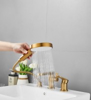 Смеситель на борт ванны BELZ B713 B66713-5 золото Смеситель на борт ванны BELZ B713 B66713-5 золото