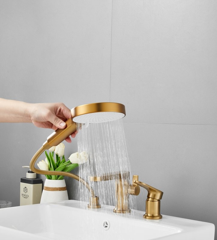 Смеситель на борт ванны BELZ B713 B66713-5 золото